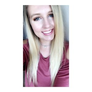 Meet your Posher, Hailey